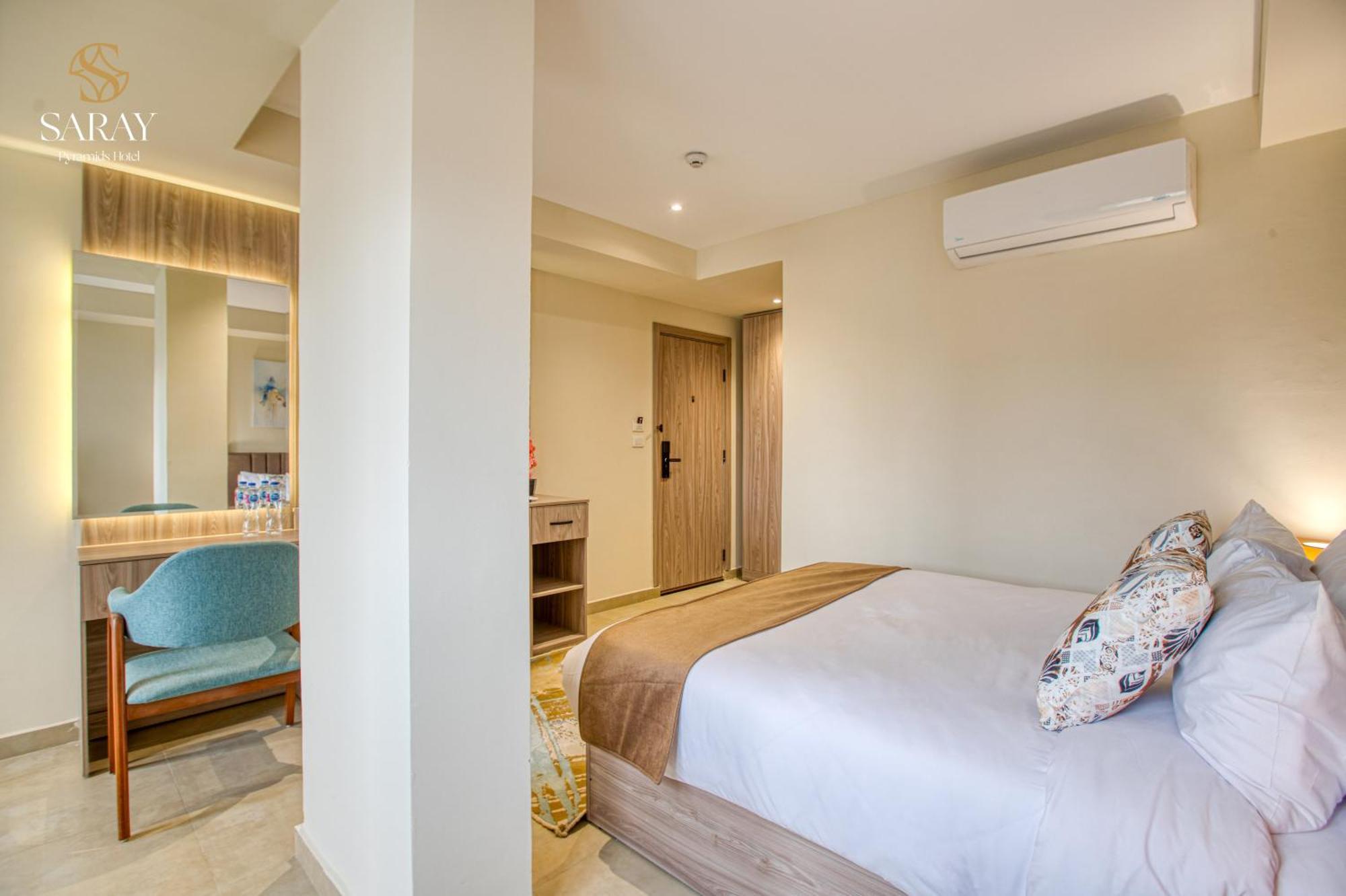Kafret el-Gabal Saray Pyramids & Museum View Hotel חדר תמונה