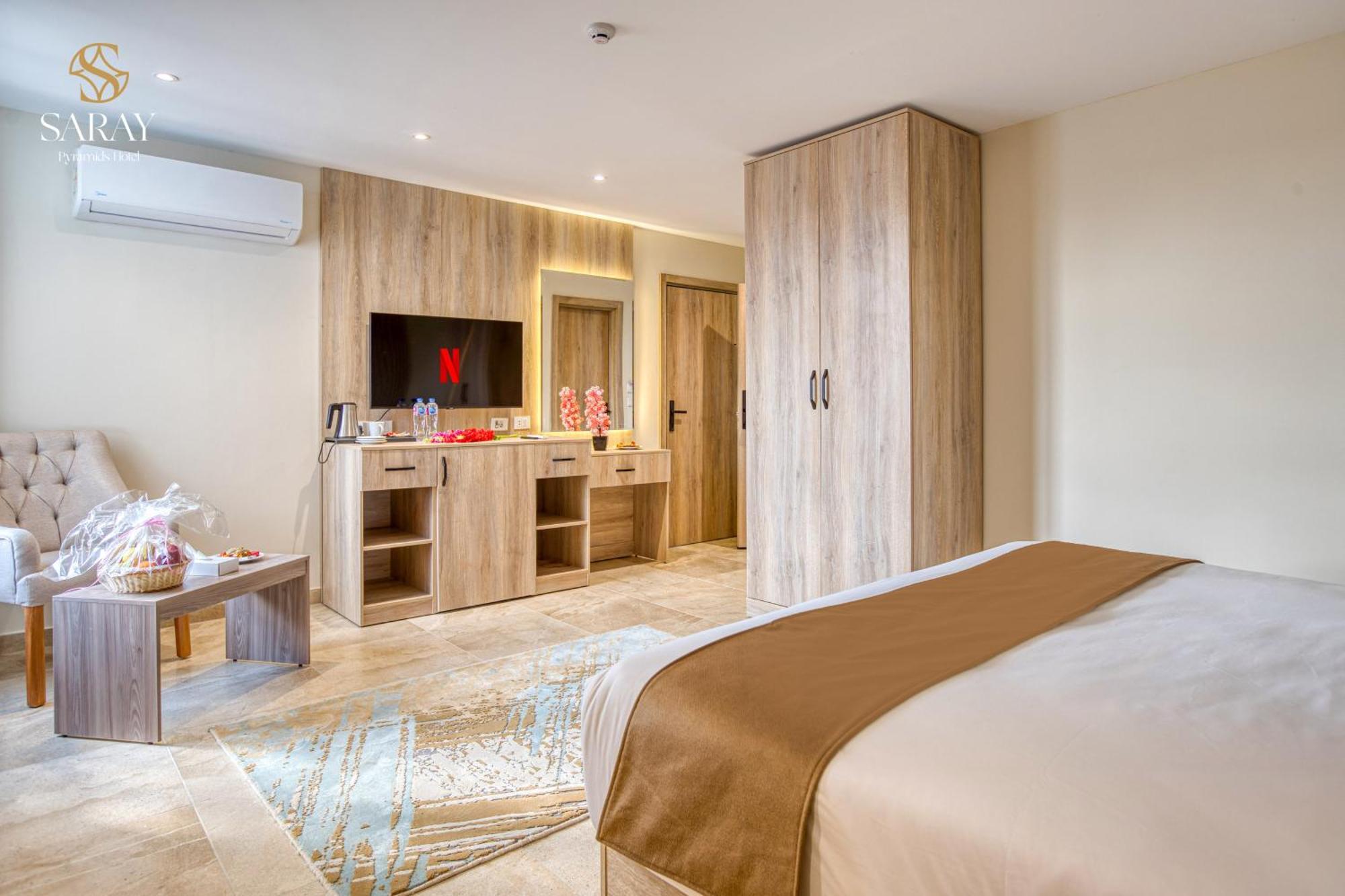 Kafret el-Gabal Saray Pyramids & Museum View Hotel מראה חיצוני תמונה